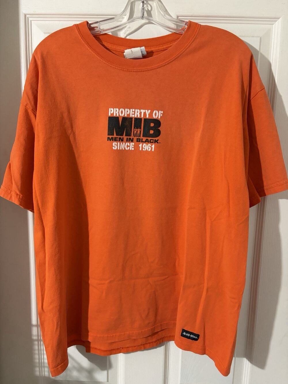 Vtg/Y2K Men In Black Alien Attack Shirt Sz XL Universal Studios Orange